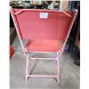 Image 3 : Vintage pink folding lawn chair