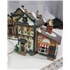 Image 2 : 5 Lighted Christmas village houses