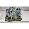 Image 2 : Christmas village lighted "Lamplight Manor" limited edition, house