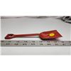 Image 2 : Vintage childs/kids metal sand shovel - red
