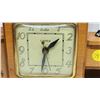 Image 2 : Vintage "United" mantle clock -  clock works, light doesn't - may just need a new bulb