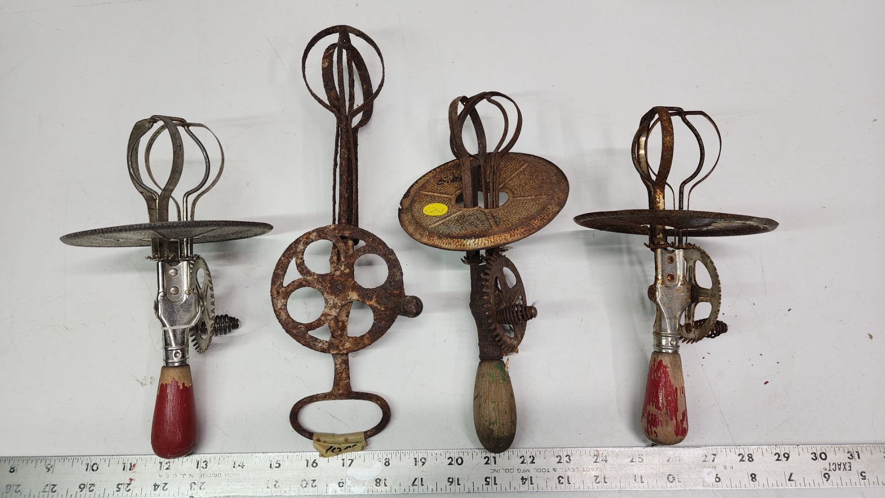 First Hand Mixer 4 Vintage hand mixers/beater - Schmalz Auctions