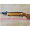 Image 3 : Vostok IZH-38 break action air rifle s/n: T83423