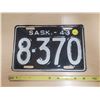 Image 1 : 1943 Sask license plate 8-370