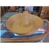 Image 1 : large woven sombrero