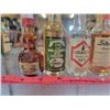 Image 2 : 10 mini liquor bottles, most full