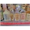 Image 4 : 9 mini liquor bottles, most full