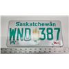 Image 1 : 1998 sticker, Saskatchewan license plate - WND-387