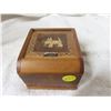 Image 1 : Scottie cigarette wooden box