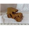 Image 2 : Wooden car made by Carl Lewis