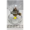 Image 2 : Clear glass oil lamp, with chimney