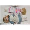 Image 2 : 3 porcelain collectible dolls - 1 w/ stand