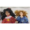 Image 2 : 4 porcelain collectible dolls