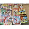 Image 1 : 12 magazine cartoon books
