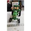 Image 2 : John Deere diecast model tractor