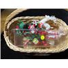 Image 3 : Wicker basket with vintage Christmas ornaments