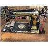 Image 3 : vintage singer sewing machine with cast base