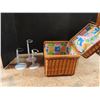 Image 2 : Wicker Basket With 3 Stands