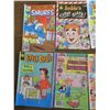 Image 2 : vintage kids comics - archie, smurfs, richie rich, etc.