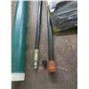 Image 3 : splash guards and curtain rod