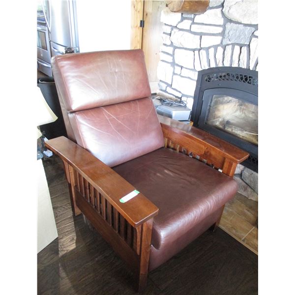 Reclining Chair with Wooden Arms