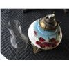 Image 3 : Oil Lamp with Hand Painted Brass Bottom