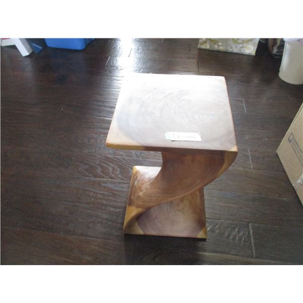 Stump Stool (18" Tall)