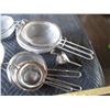 Image 3 : Kitchen Strainer Set