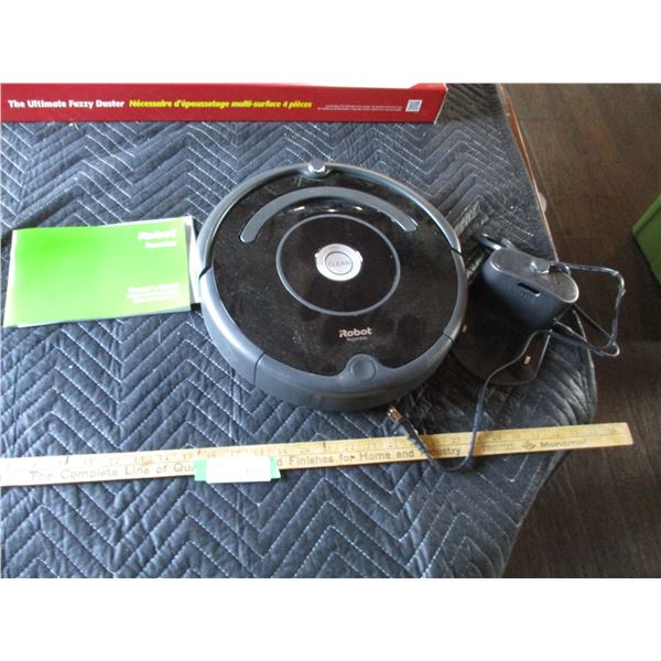 Robot Roomba with Charger