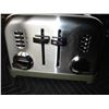 Image 3 : Cuisinart 4 Slice Toaster