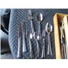 Image 2 : Cutlery Set with Holder