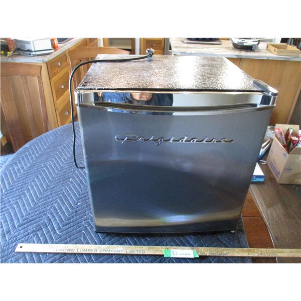 Fridge Aire Bar Fridge 19" Tall