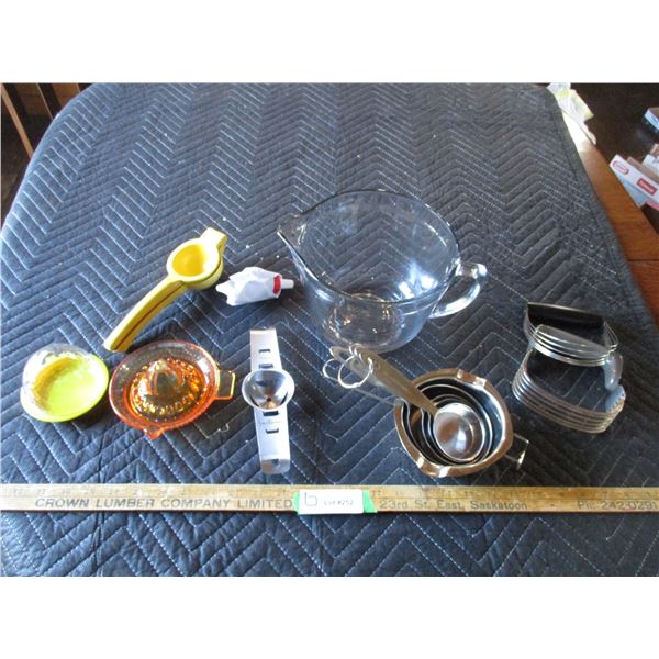 Huge Measuring, Juicer, Misc.