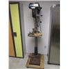 Image 1 : Delta 14 Drill Press on Stand with Vice