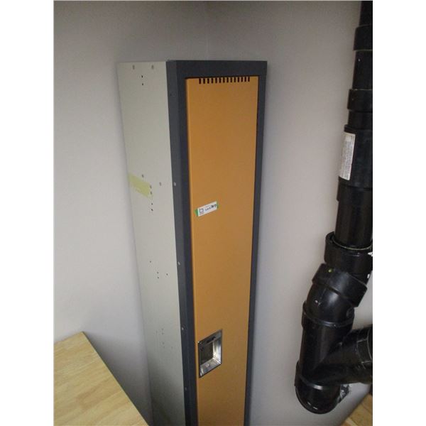 1 Door Locker (12 x 12 x 72")