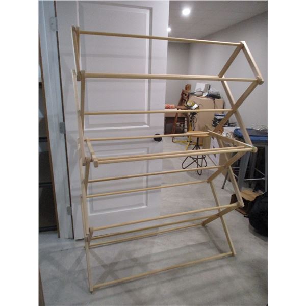 Wooden Clothing Stand (67" Tall)