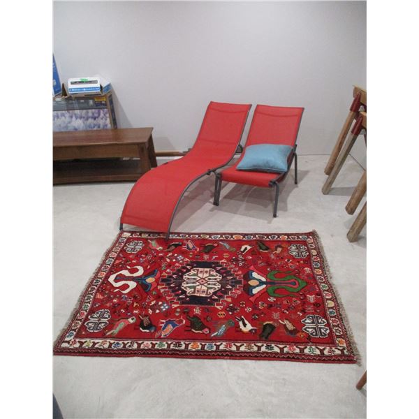 (2) Lounge Chairs with Area Rug (60 x 46")