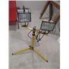 Image 1 : Work Lights on Stand