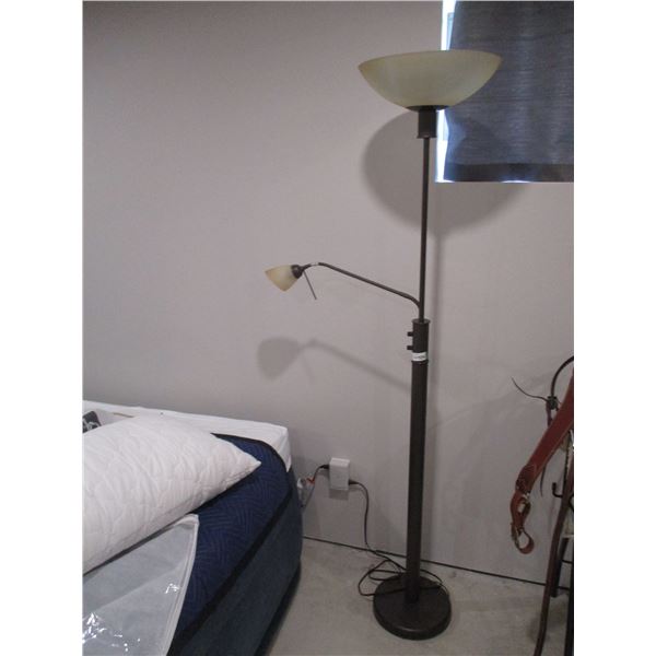 Floor Lamp (72" Tall)