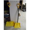 Image 1 : 2 Snow Shovels