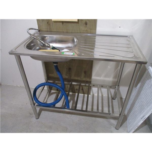 Metal Wash Stand (29 x 20 x 34")