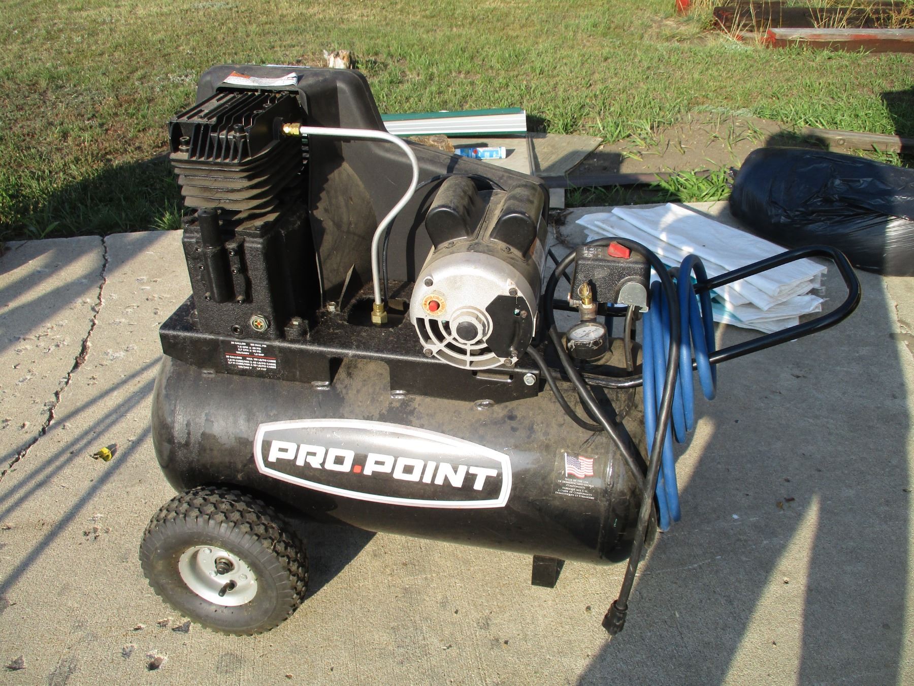 Propoint Air Compressor (20 Gal) - Bodnarus Auctioneering