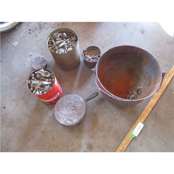 Cast Iron Pit with Lead, Cast Iron Frying Pan (6")