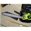 Image 4 : Poulin 18" Bar Chainsaw with Carry Case