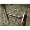 Image 1 : Push Broom