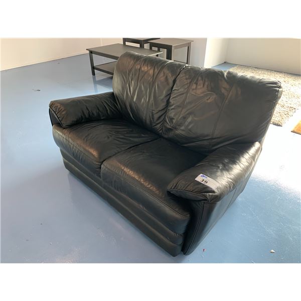 BLACK LEATHER LOVESEAT