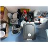 Image 3 : LARGE GROUP OF MISCELLANEOUS ITEMS