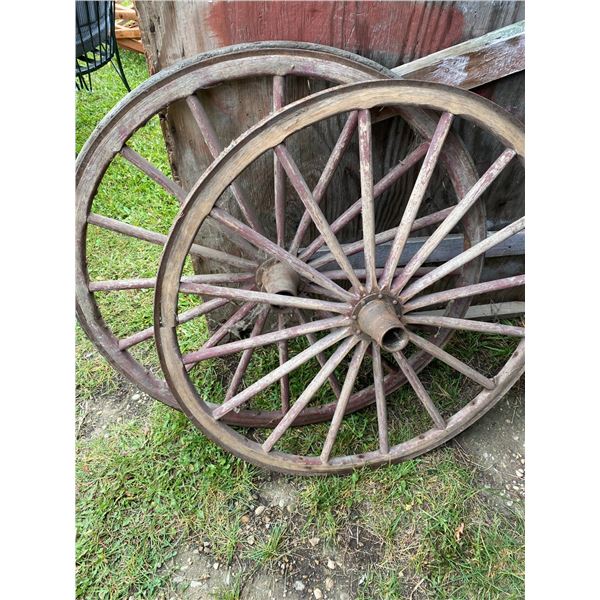 (Selling so much each x4) 4- Buggy wheels & 2- axles, 39" & 37"