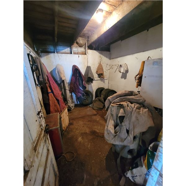 Contents of the room