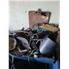 Image 2 : Box of tack